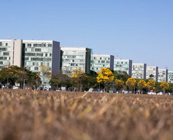 Esplanada dos ministerios feriados Concurso Nacional Unificado servidores - Metrópoles
