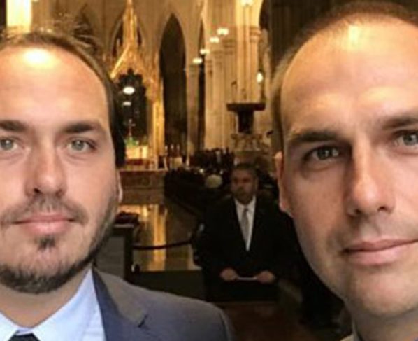 Carlos e Eduardo Bolsonaro dizem que governadores de direita agem como ratos e oportunistas