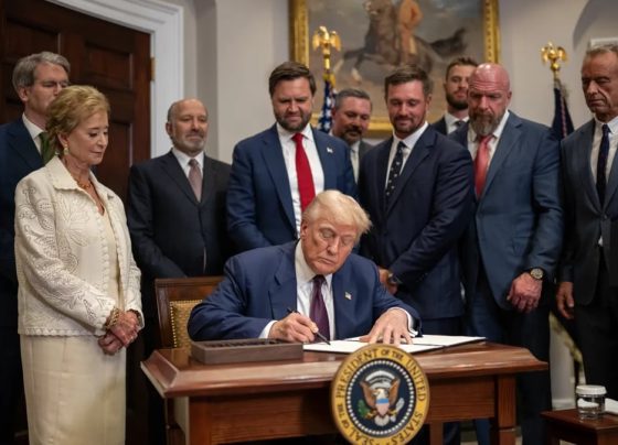 'Provavelmente não', diz Trump sobre reeleição à Casa Branca