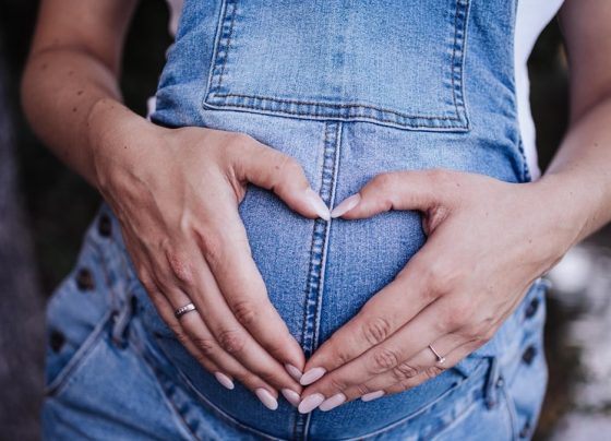 TRT Goiás condena empresa de Itumbiara por não registrar trabalhadora que engravidou