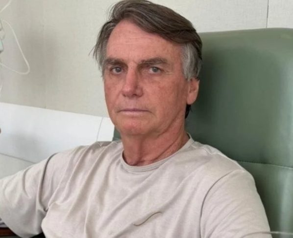 Saúde de Bolsonaro dificulta envio do ex-presidente para a Papuda
