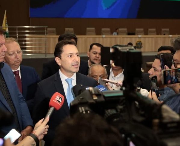 Leandro diz que empréstimo milionário do Brics para Aparecida só depende do aval de Dilma