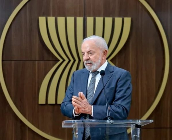 Lula diz que traficantes são "vítimas dos usuários"