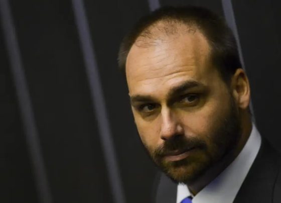 Supremo antecipa julgamento que pode tornar Eduardo Bolsonaro réu