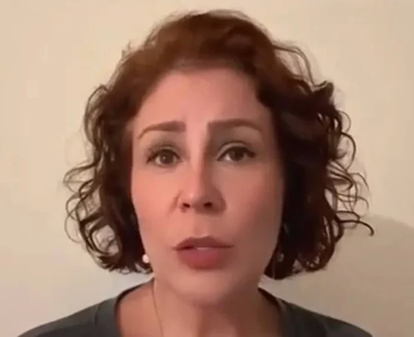 Carla Zambelli renuncia a cargo de deputada, e Motta vai dar posse a suplente