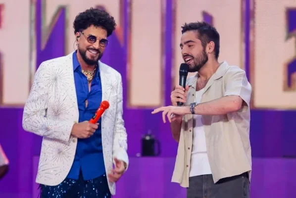 Latino dá alfinetada em Zezé Di Camargo após gravar especial do SBT - destaque galeria