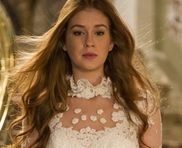 Marina Ruy Barbosa reage após ser chamada de feia; veja resposta Atriz respondeu comentário que dizia que ela só era notada por ser ruiva