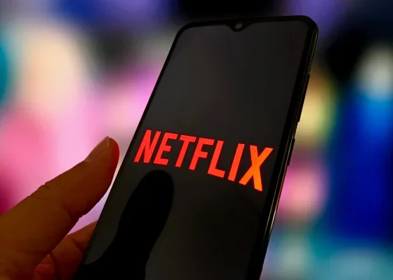 Netflix vence leilão e deve comprar a Warner Bros.: entenda - destaque galeria