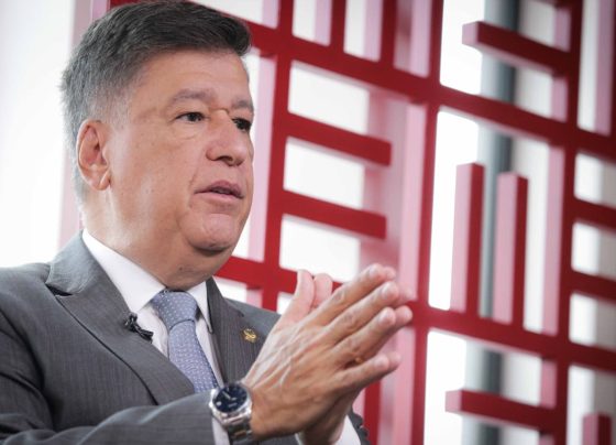 O que o presidente da CPMI do INSS espera de um depoimento de Vorcaro - destaque galeria