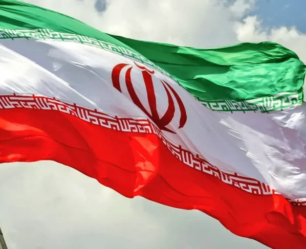 Irã eleva para 153 as estudantes mortas em ataque a escola