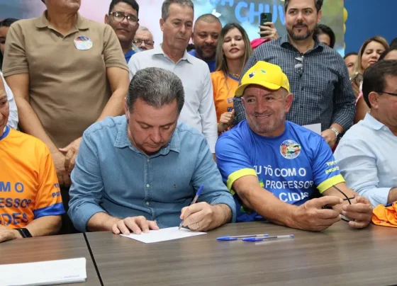 Vilmar Mariano e Professor Alcides se filiam ao PSDB em evento com Marconi em Aparecida