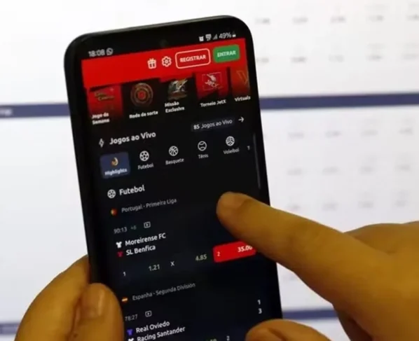 Datafolha: quase metade dos usuários de bets diz apostar para obter renda extra e pagar contas