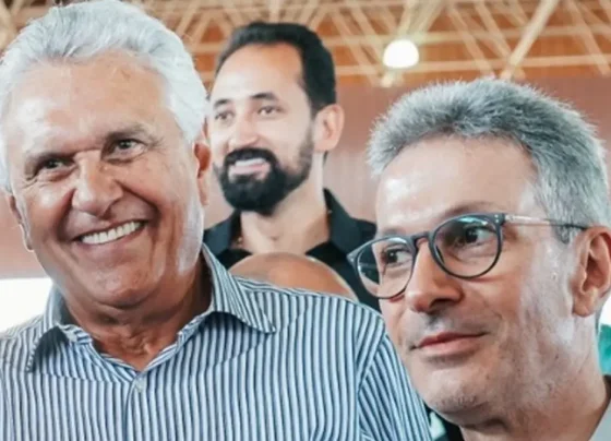 Zema alfineta Caiado sobre nomeações de parentes