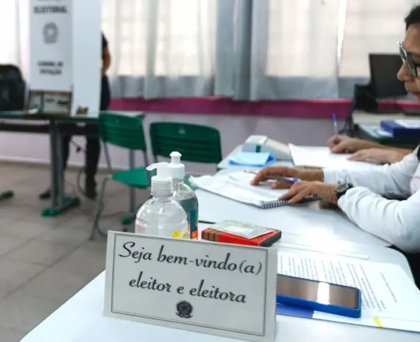 Folga, vale-alimentação e vantagem em concurso: veja os benefícios de ser mesário nas eleições