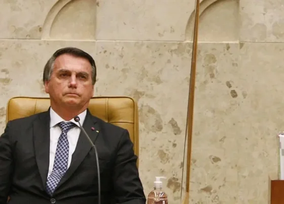 Moraes pede que PGR e defesa se manifestem novamente sobre arma de Bolsonaro