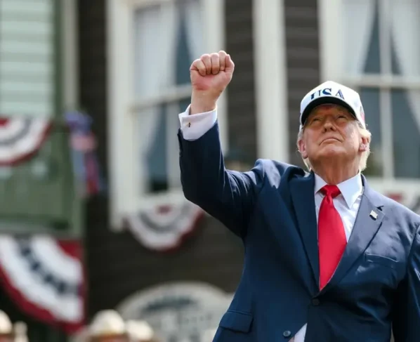 Em aniversário de 250 anos, Trump exalta EUA, critica comunismo e cita guerra do Irã